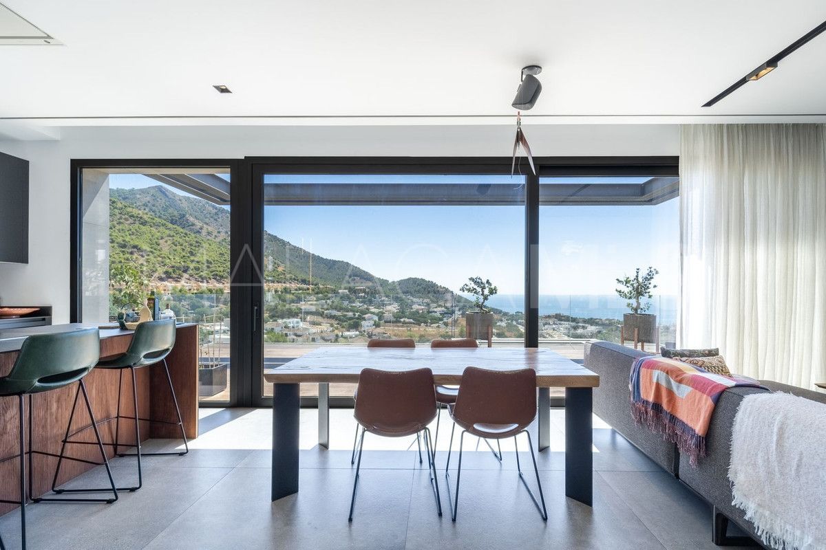 Villa for sale in Mijas