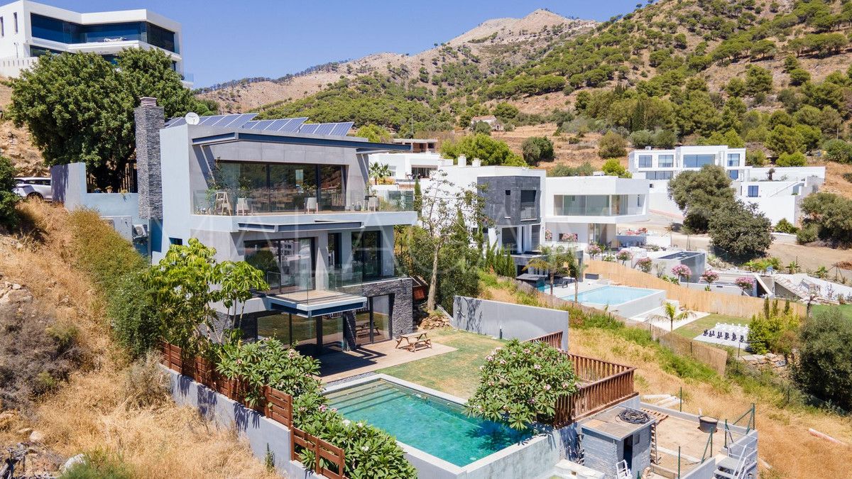 Villa for sale in Mijas