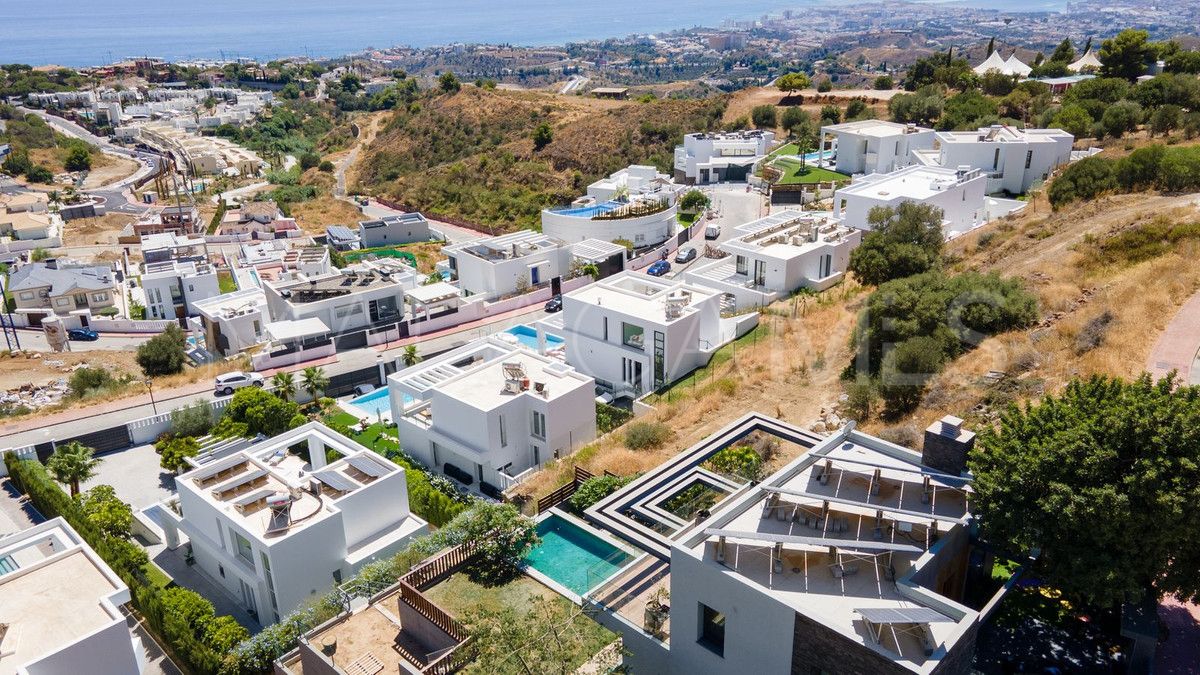 Villa for sale in Mijas