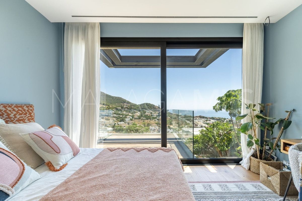 Villa for sale in Mijas