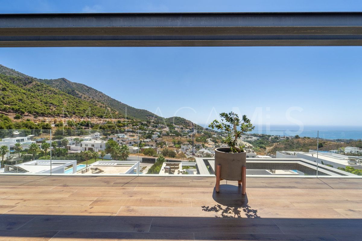 Villa for sale in Mijas