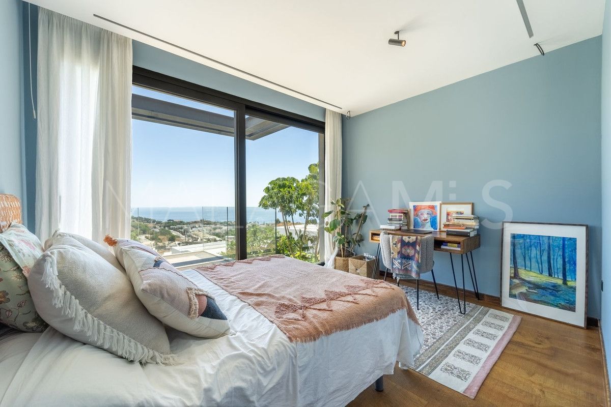 Villa for sale in Mijas