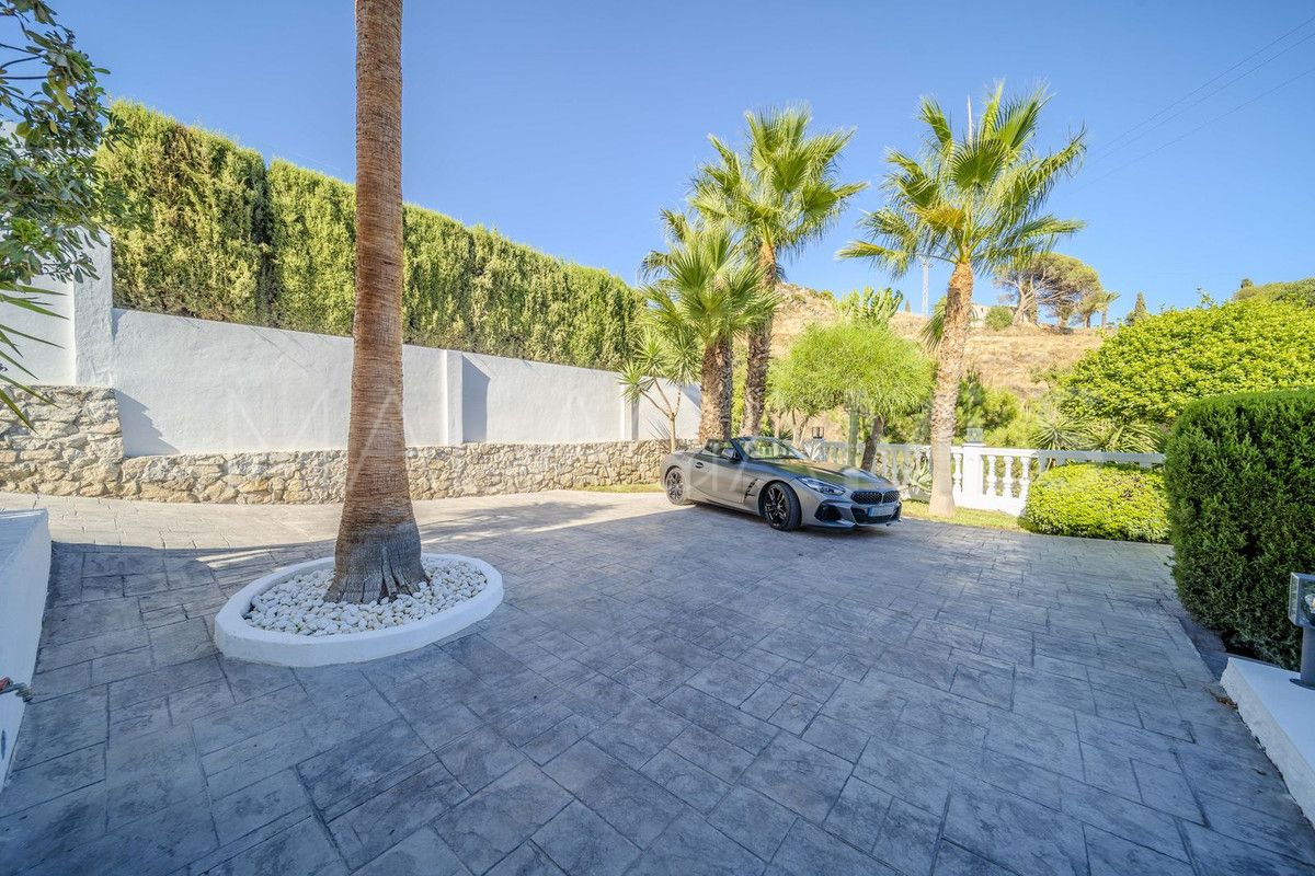 Benalmadena, villa de 5 bedrooms for sale