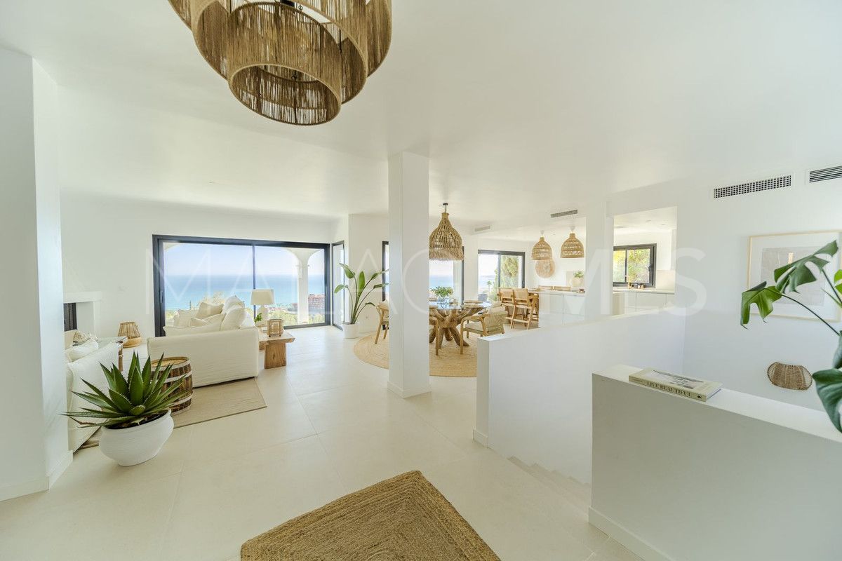 Benalmadena, villa de 5 bedrooms for sale