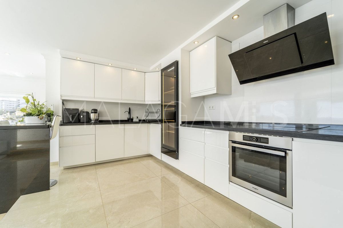 Villa for sale in Fuengirola