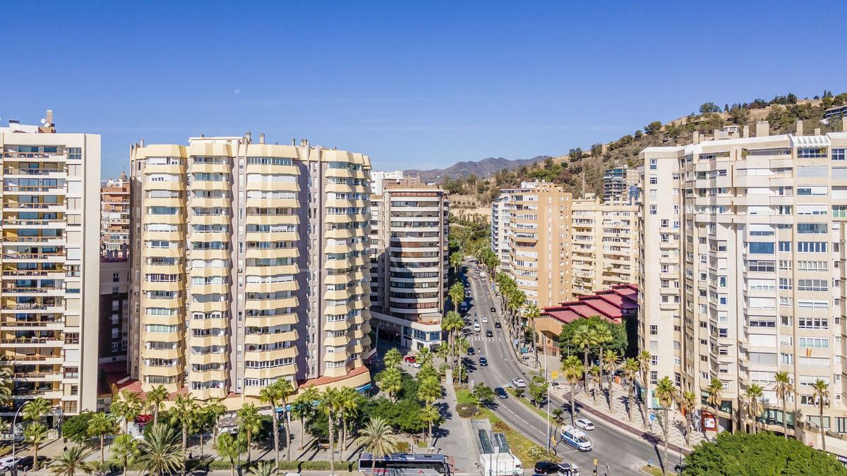 Apartment in La Malagueta - La Caleta for sale