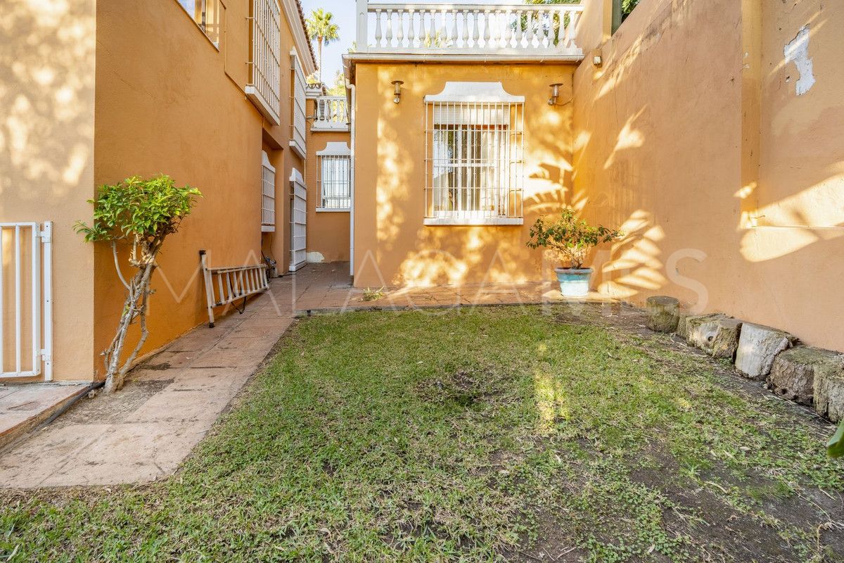 Villa for sale in El Candado