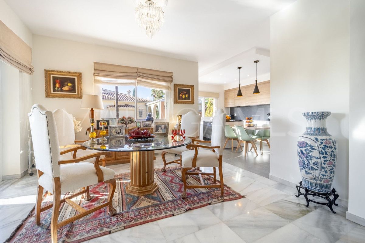 Villa for sale in El Candado
