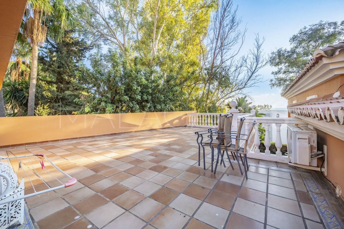 Villa for sale in El Candado