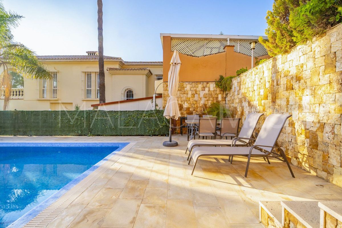 Villa for sale in El Candado