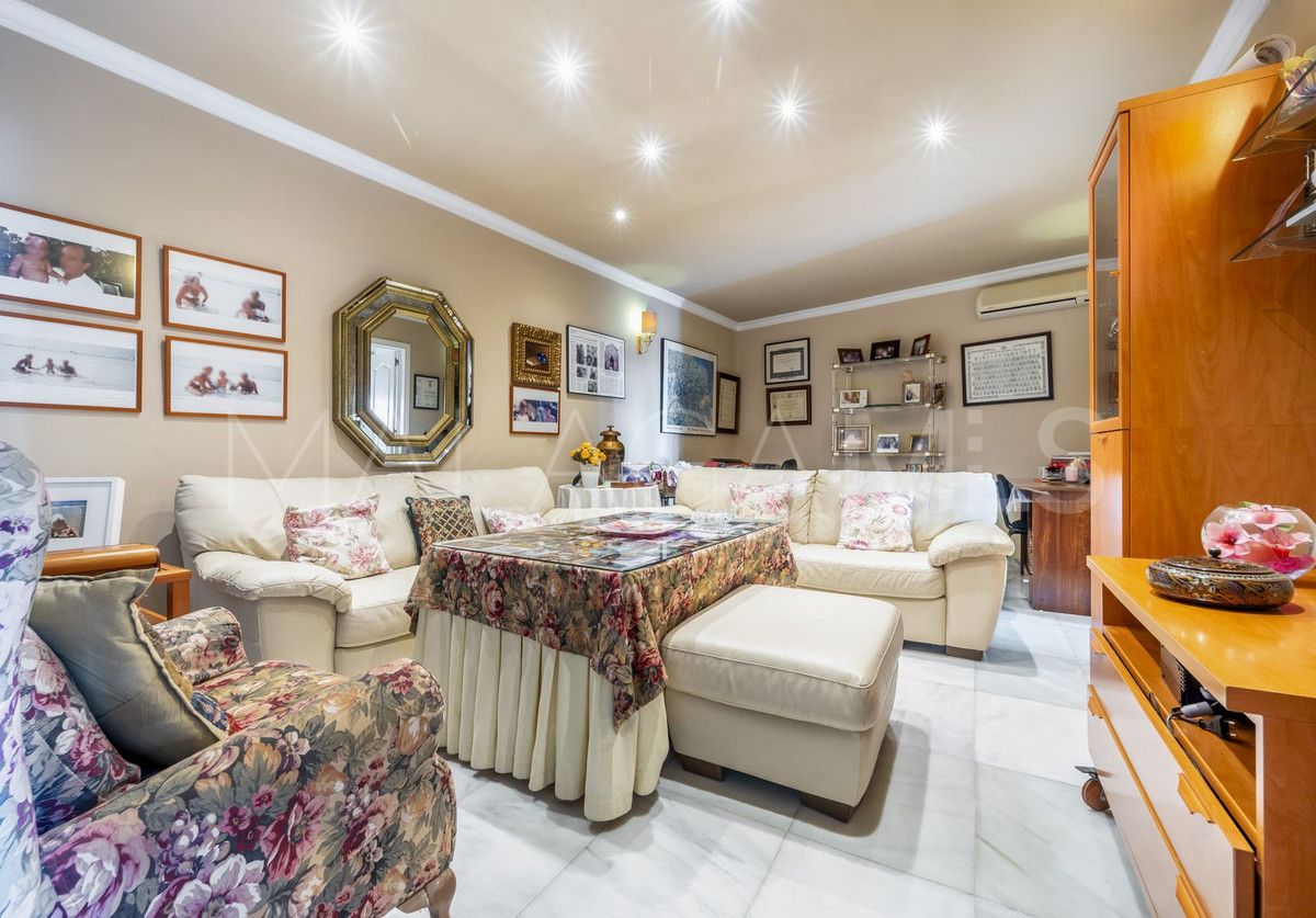 Villa for sale in El Candado