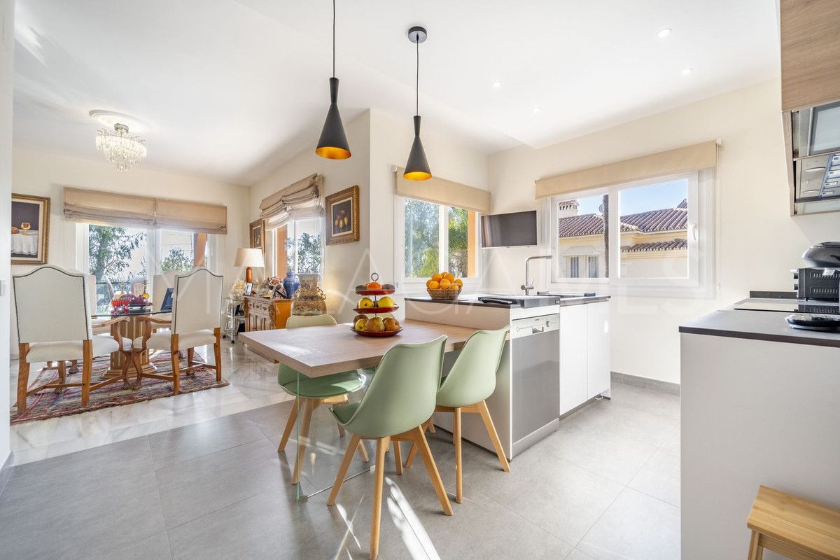 Villa for sale in El Candado