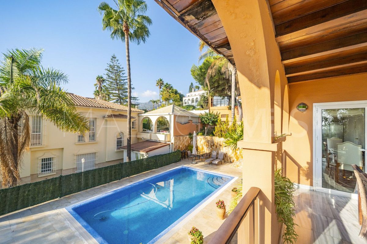 Villa for sale in El Candado