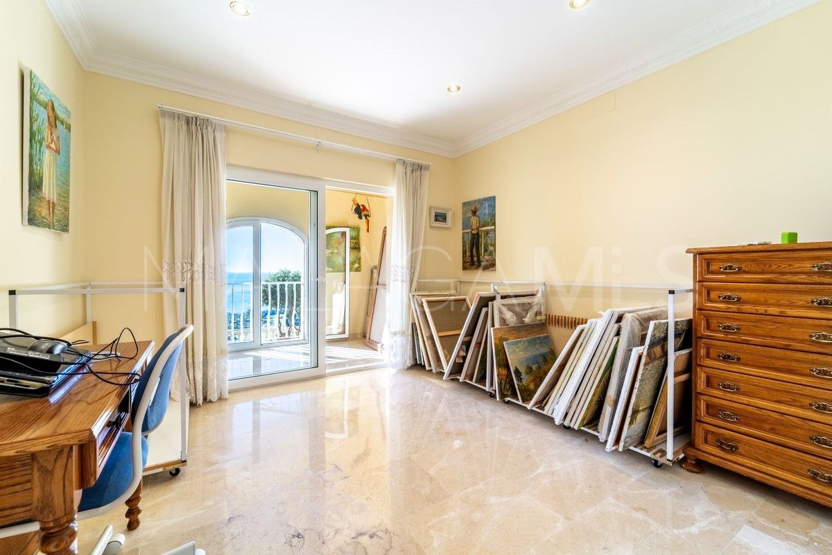 Villa for sale in Benalmadena Costa