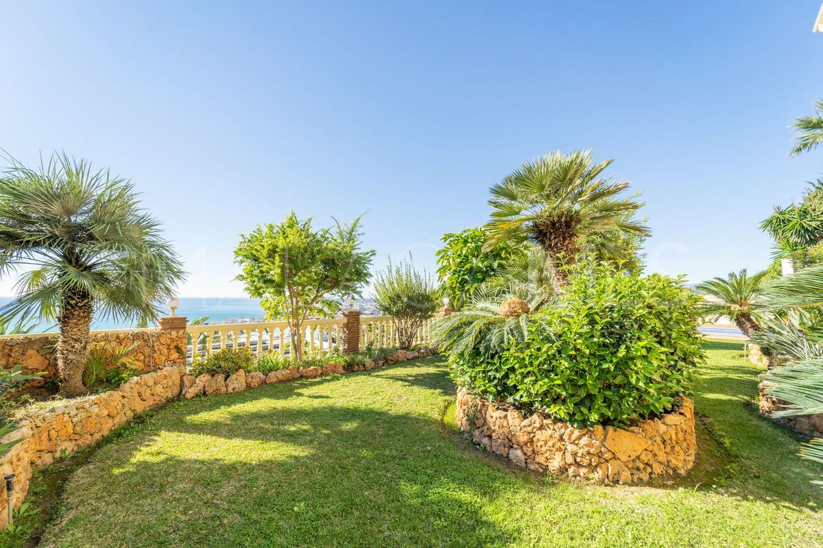 Villa for sale in Benalmadena Costa