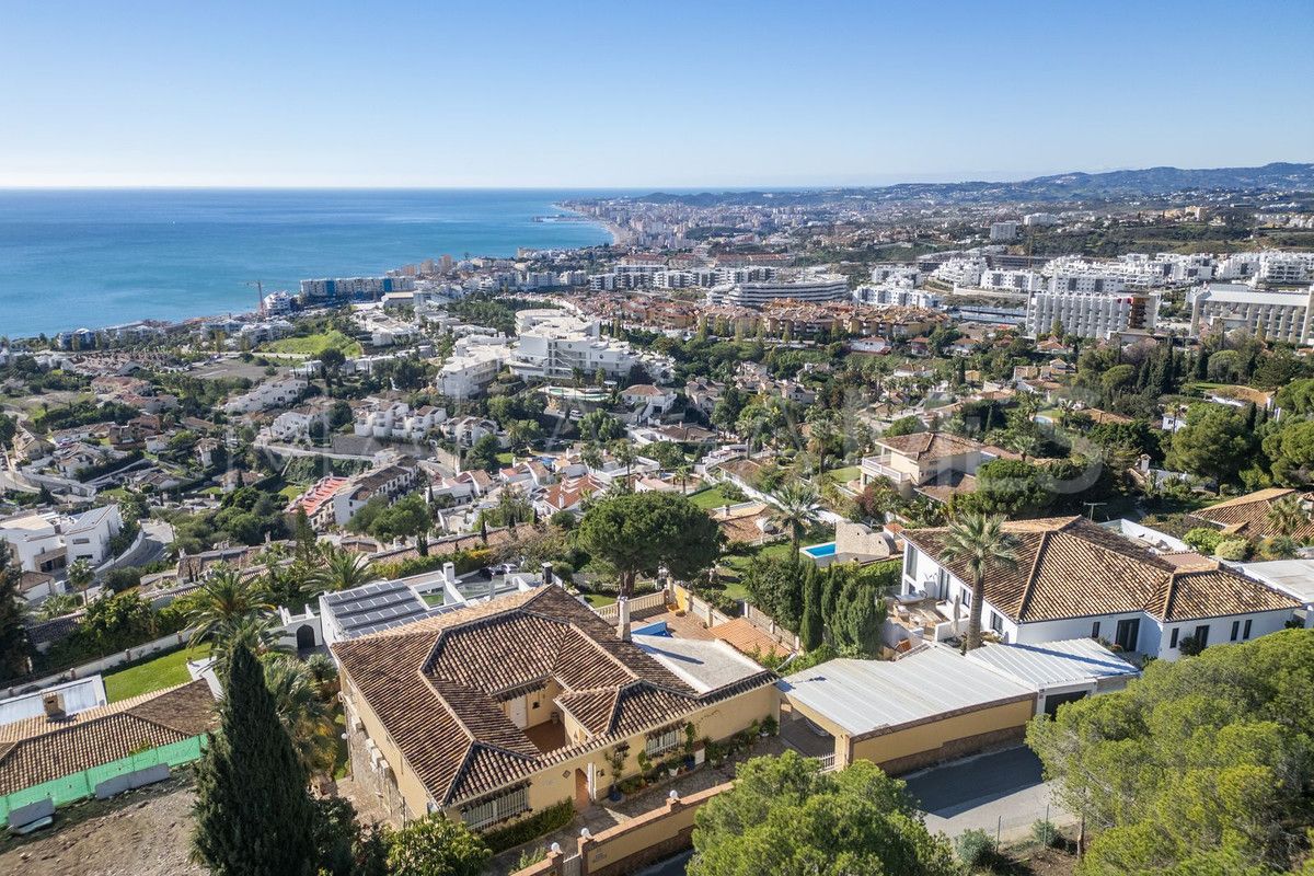 Villa for sale in Benalmadena Costa