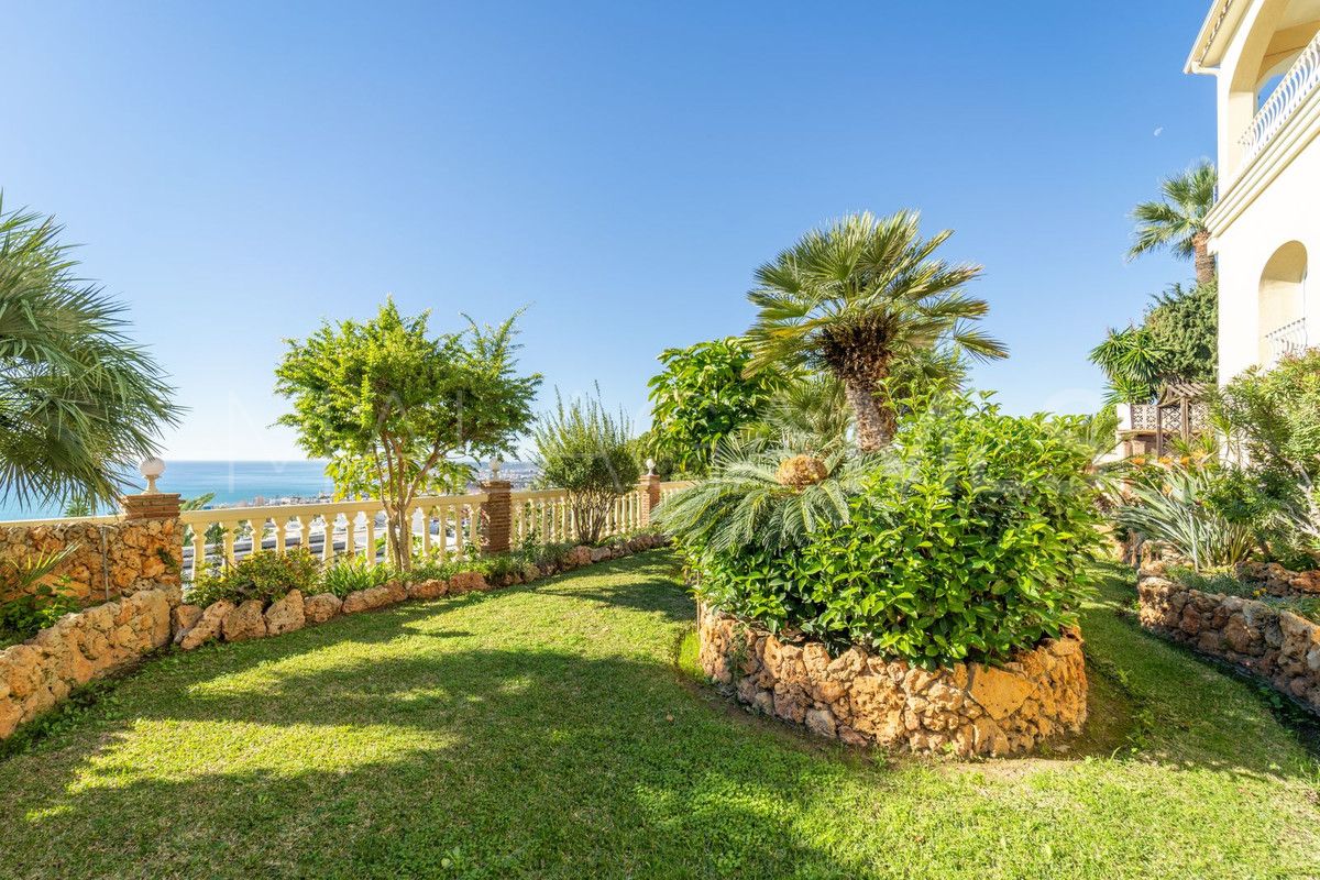 Villa for sale in Benalmadena Costa