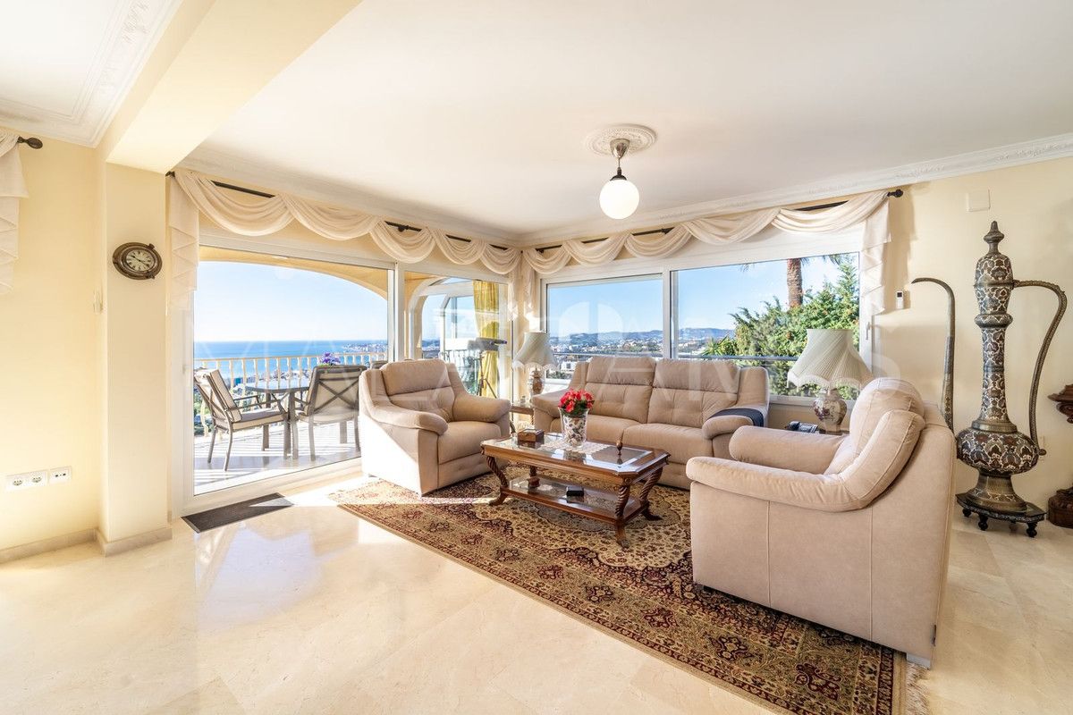 Villa for sale in Benalmadena Costa
