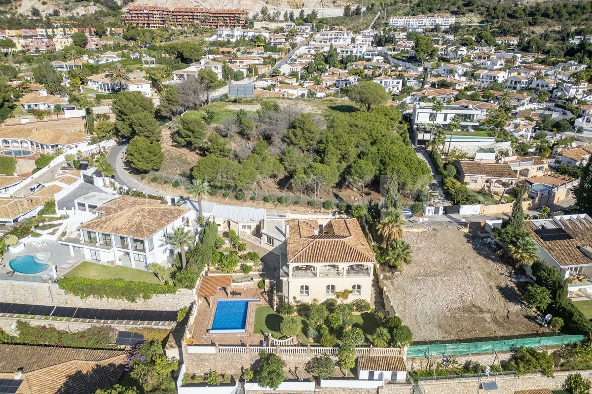 Villa for sale in Benalmadena Costa