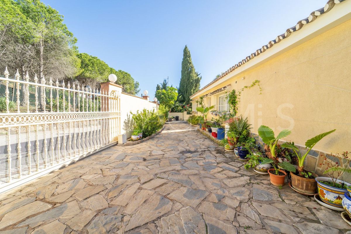 Villa for sale in Benalmadena Costa