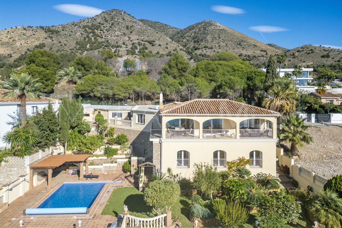 Villa for sale in Benalmadena Costa