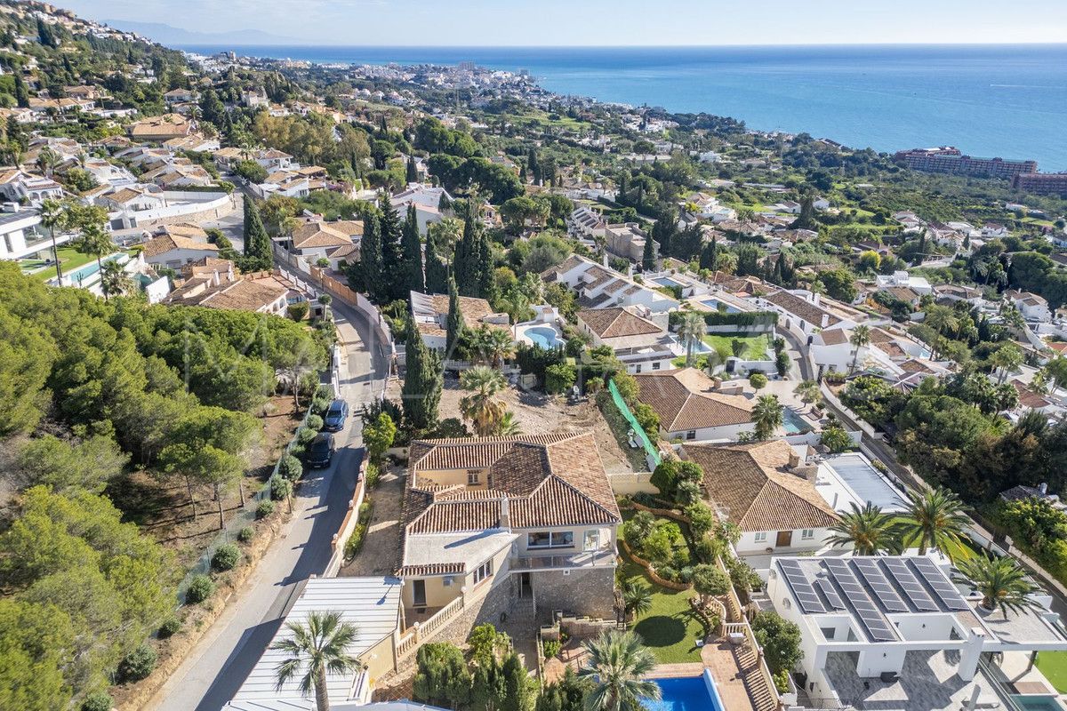 Villa for sale in Benalmadena Costa