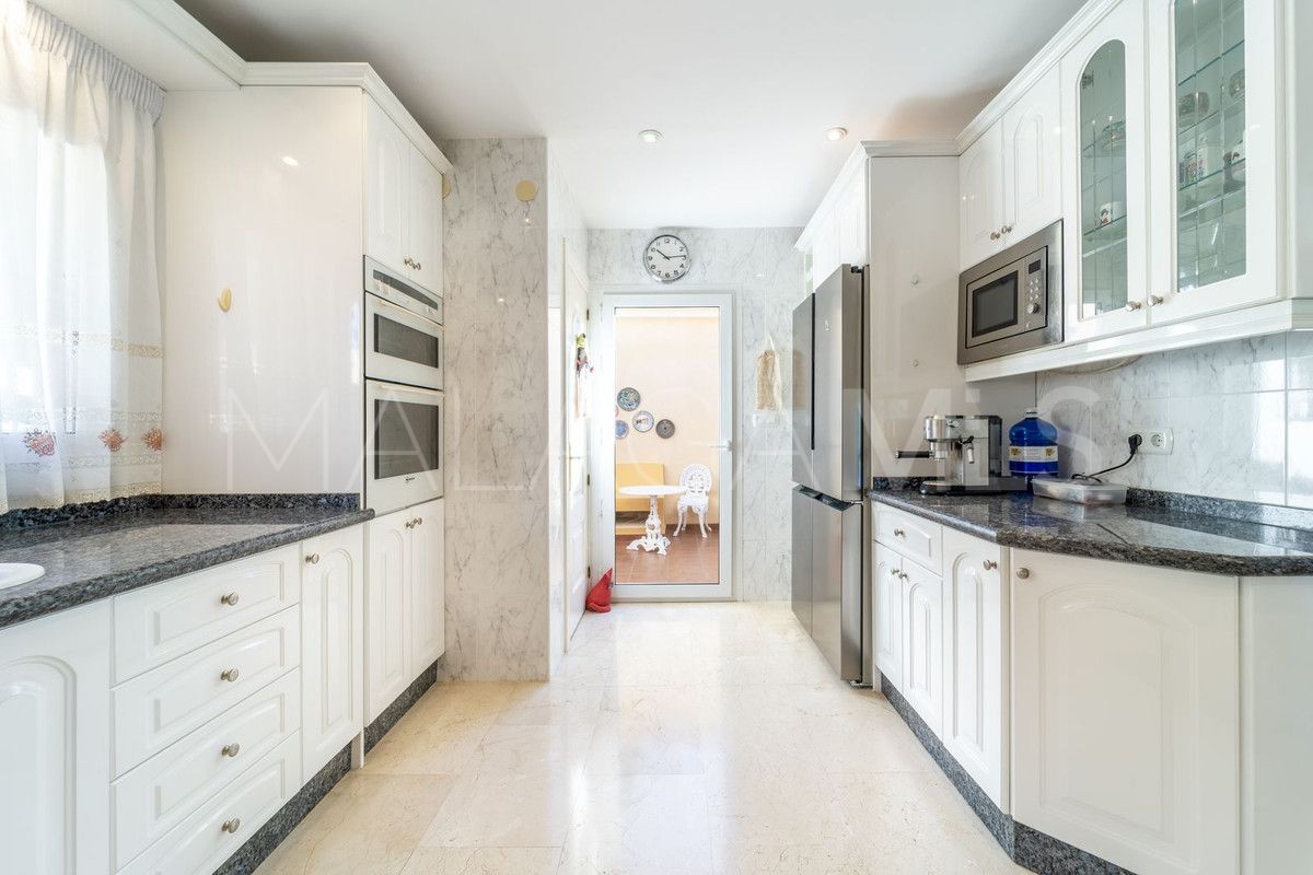 Villa for sale in Benalmadena Costa