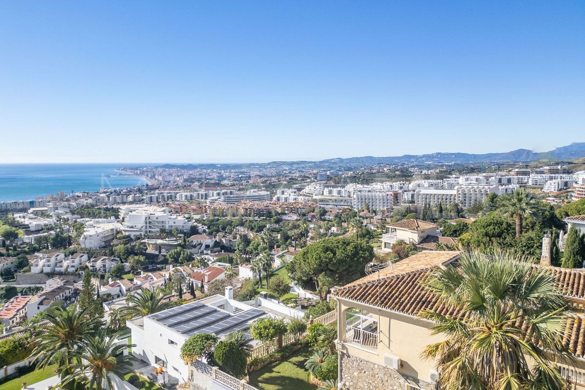 Villa for sale in Benalmadena Costa
