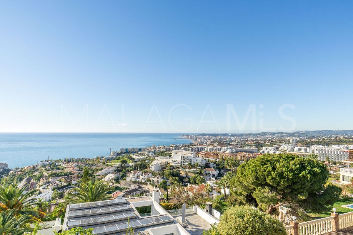 Villa for sale in Benalmadena Costa