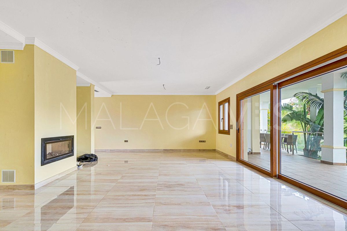 Villa for sale in La Cala Golf Resort