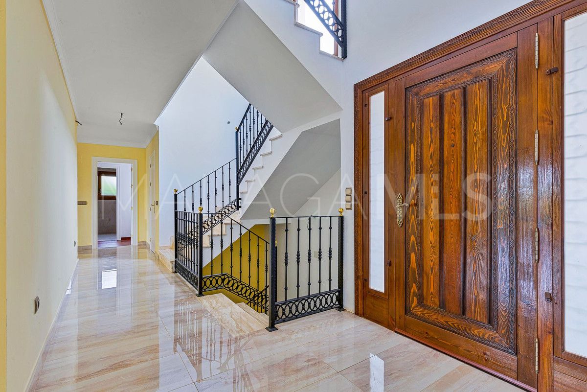 Villa for sale in La Cala Golf Resort