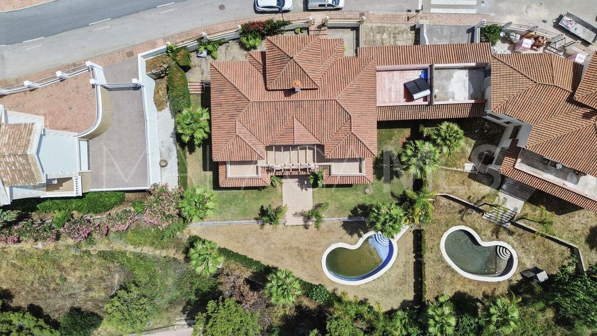 Villa for sale in La Cala Golf Resort