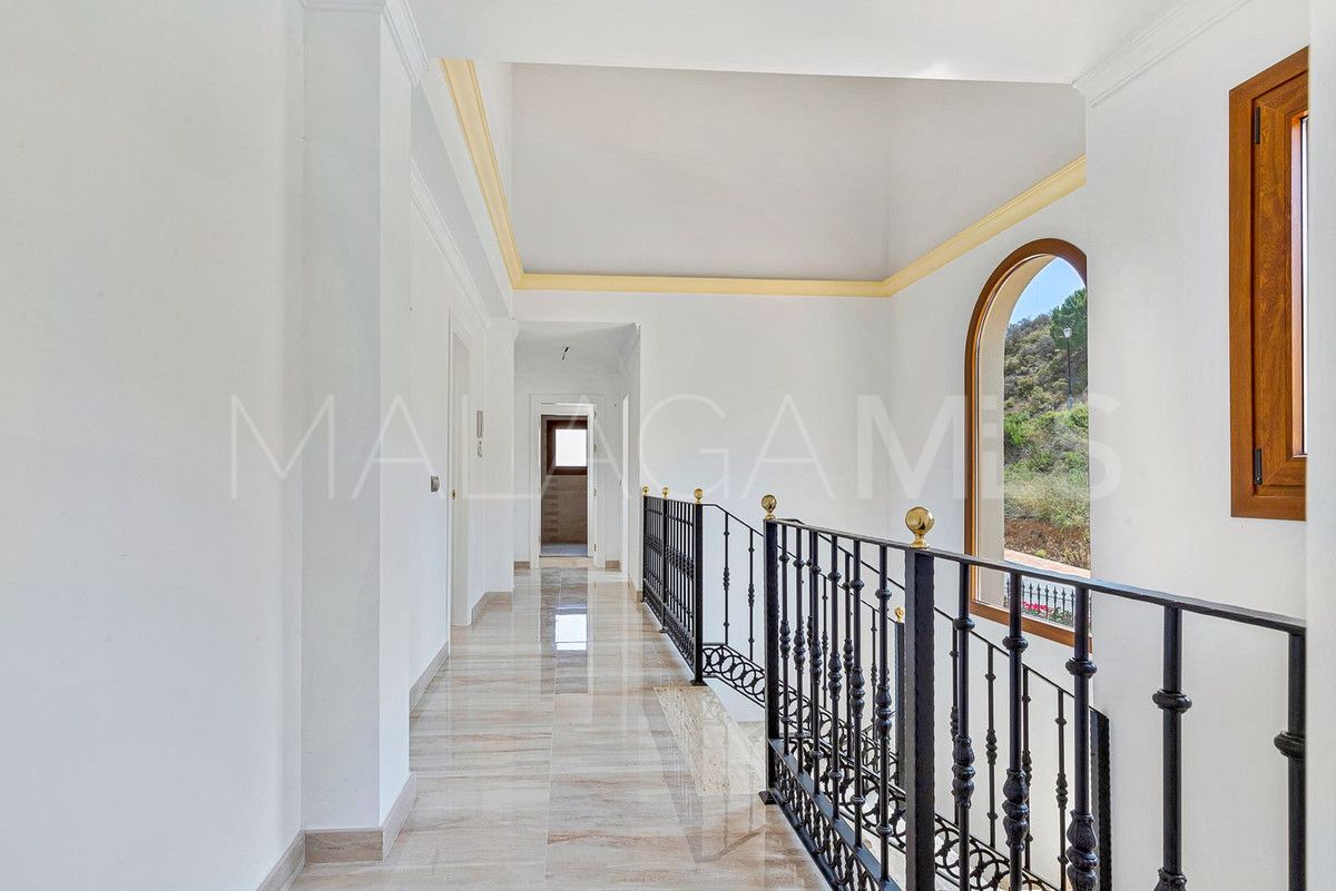 Villa for sale in La Cala Golf Resort
