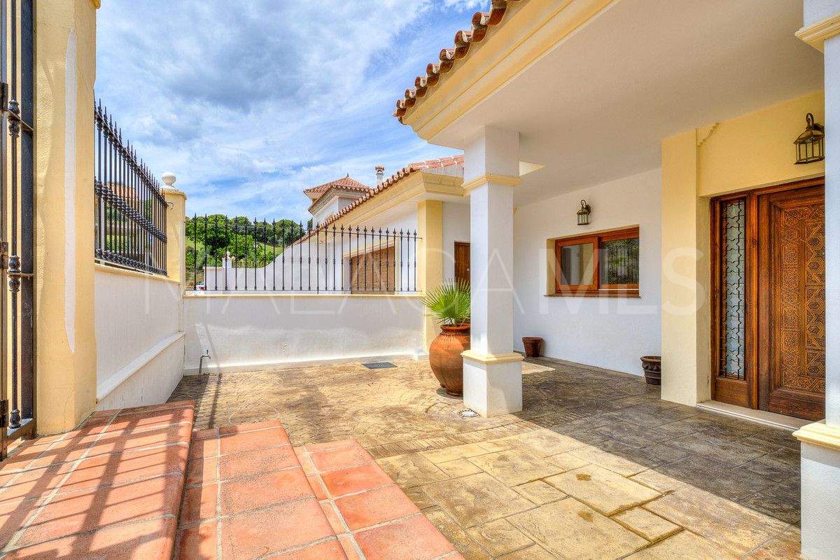 Villa for sale in La Cala Golf Resort