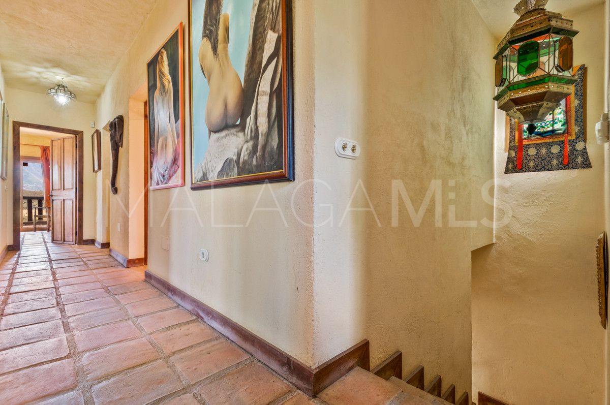Finca for sale in Mijas Costa