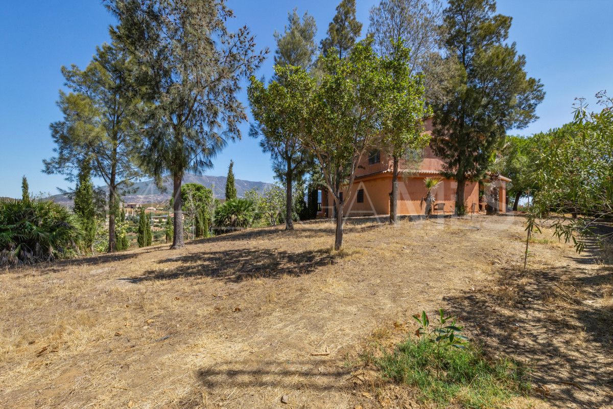 Finca for sale in Mijas Costa