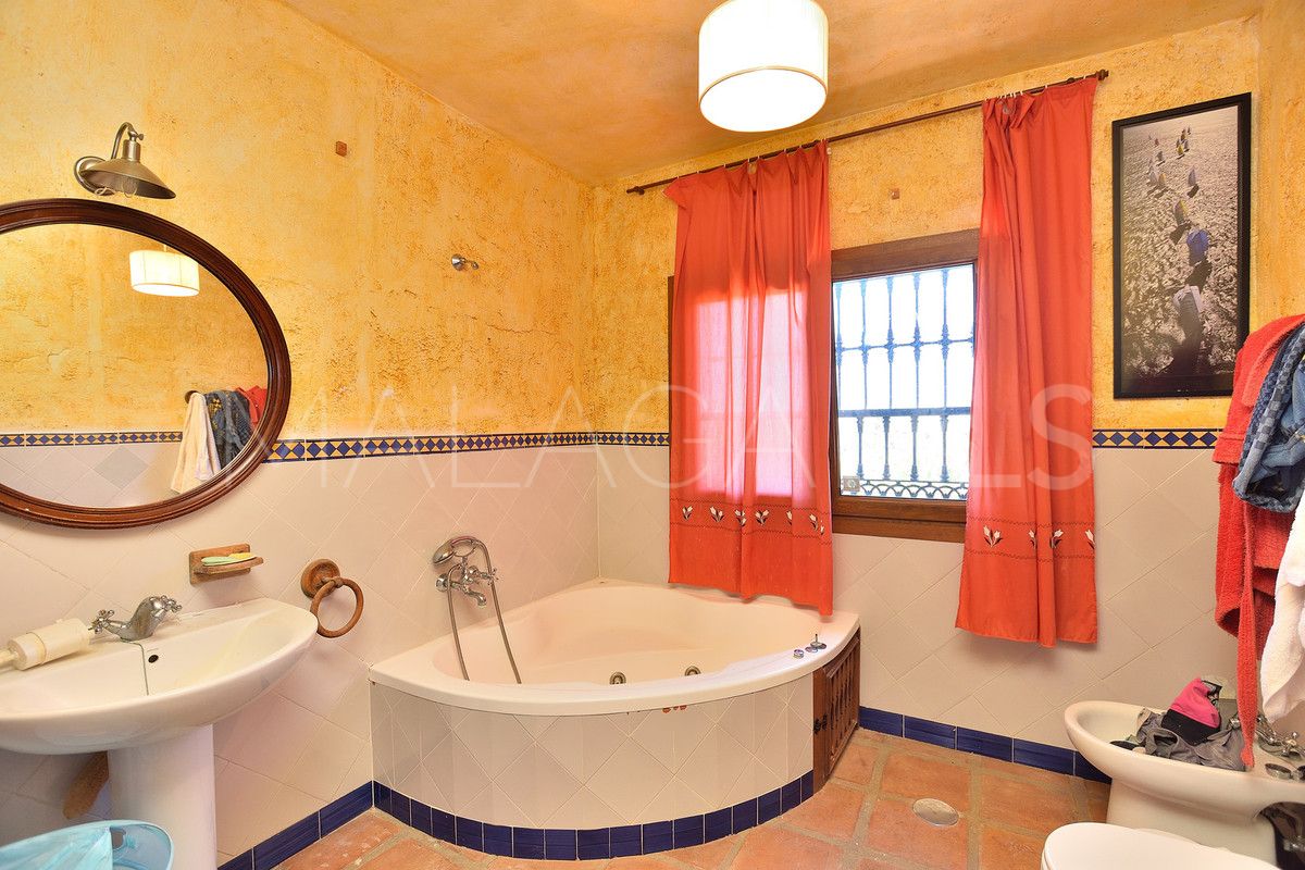 Finca for sale in Mijas Costa