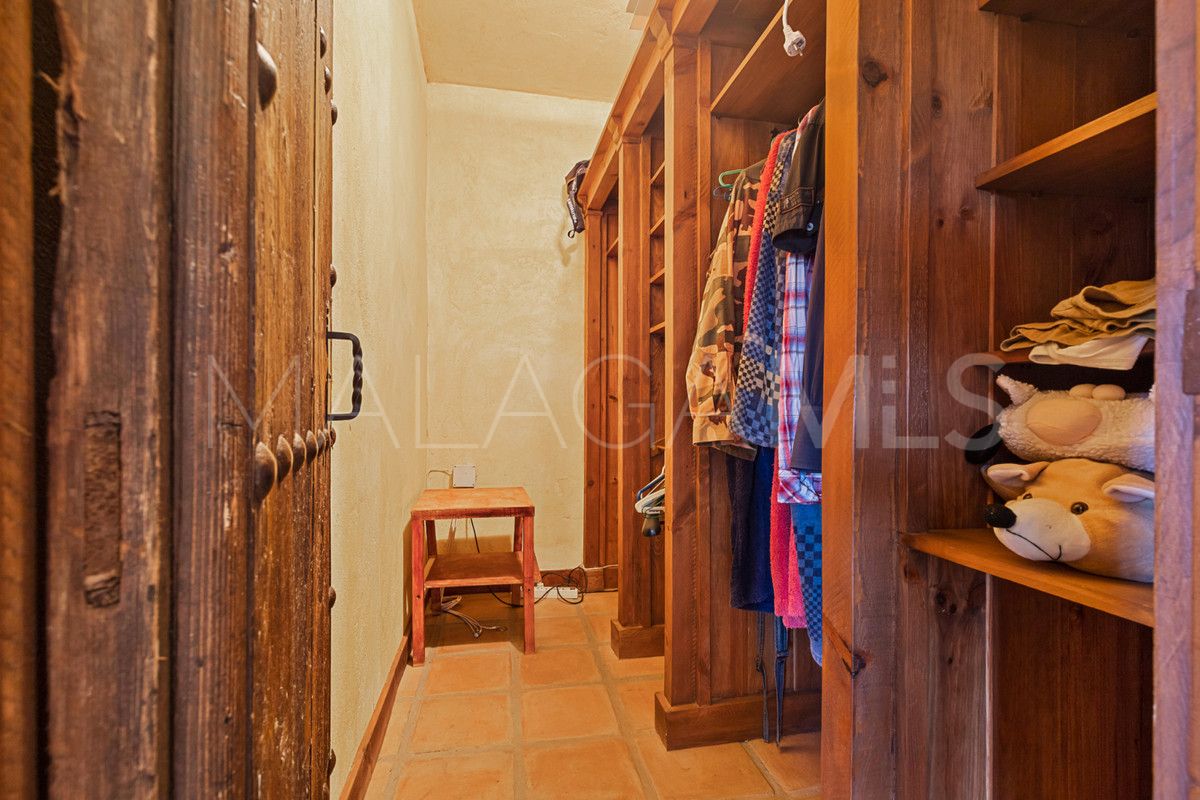 Finca for sale in Mijas Costa