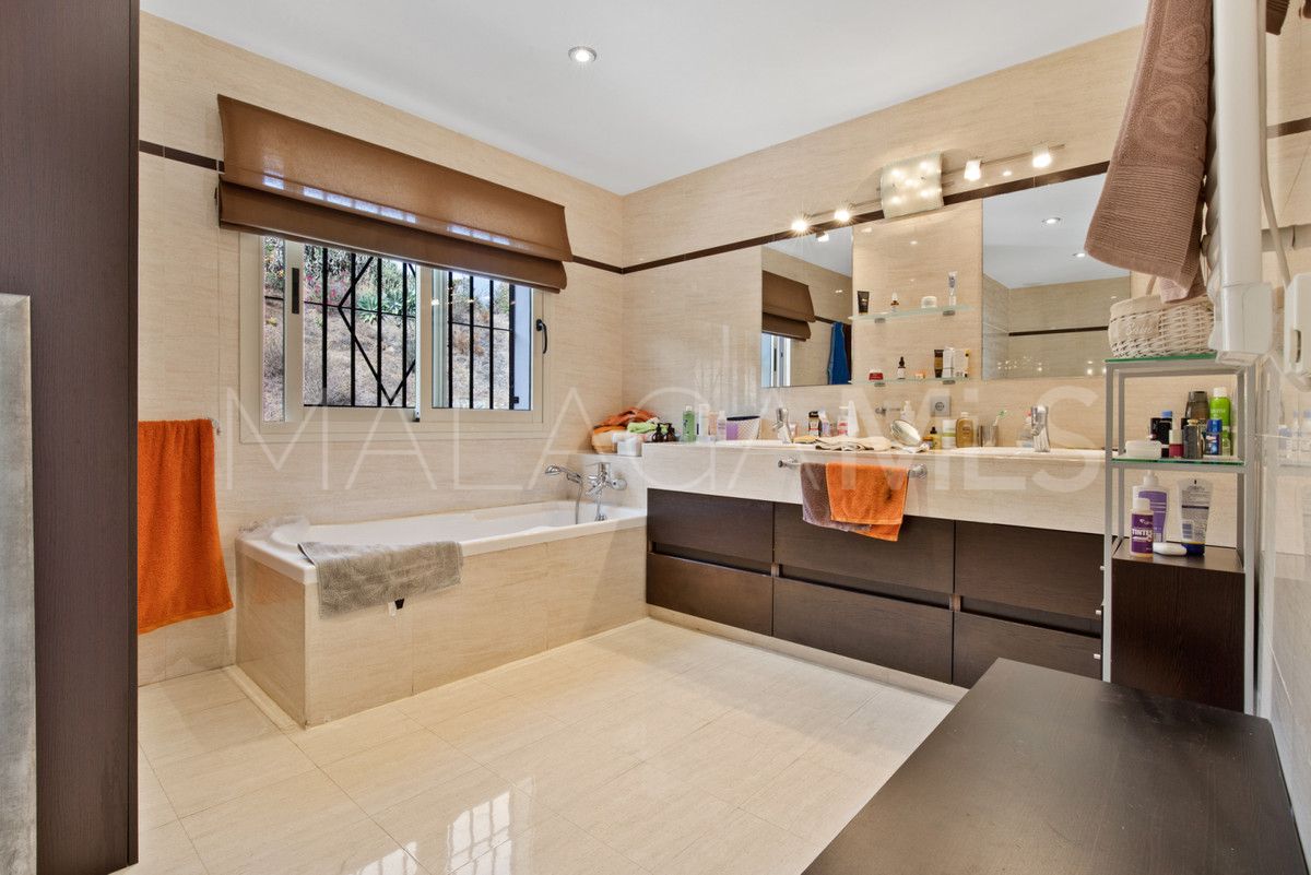 6 bedrooms villa in Benalmadena for sale