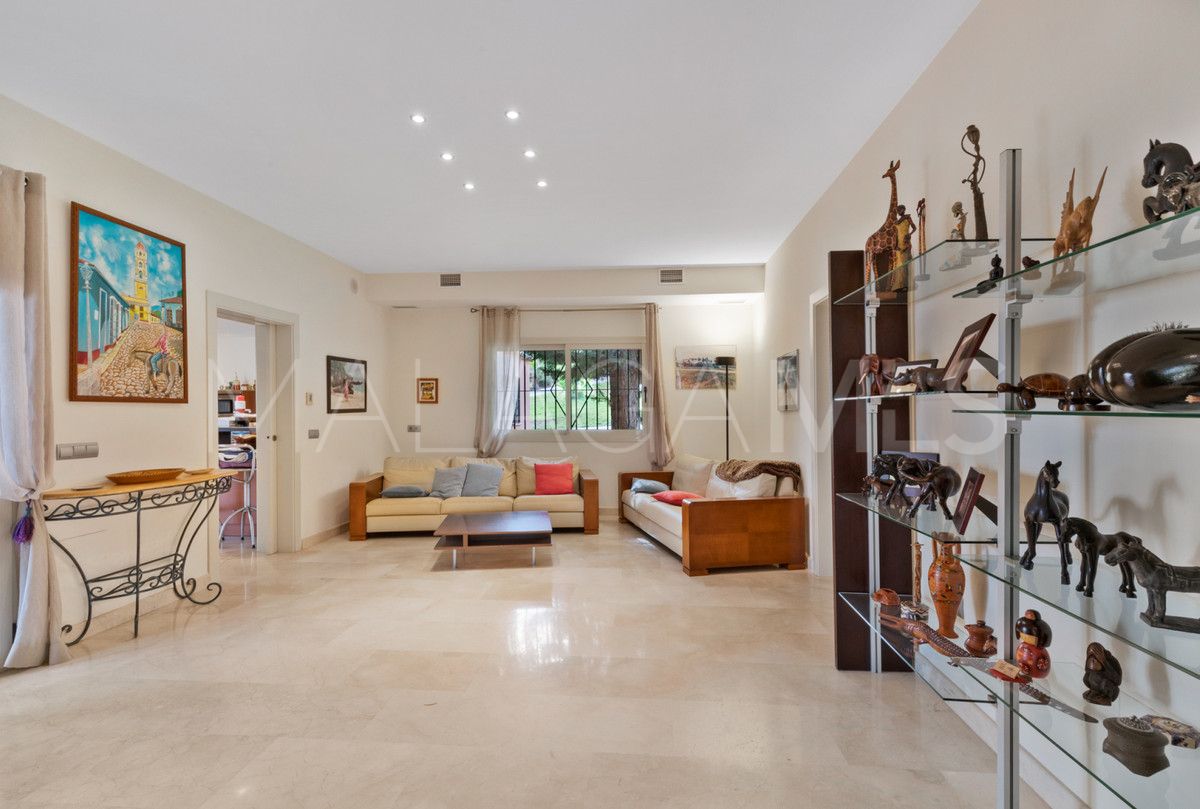 6 bedrooms villa in Benalmadena for sale