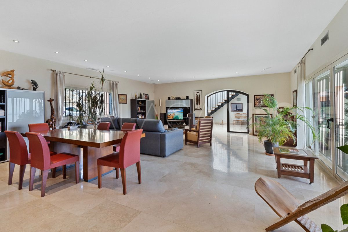 6 bedrooms villa in Benalmadena for sale