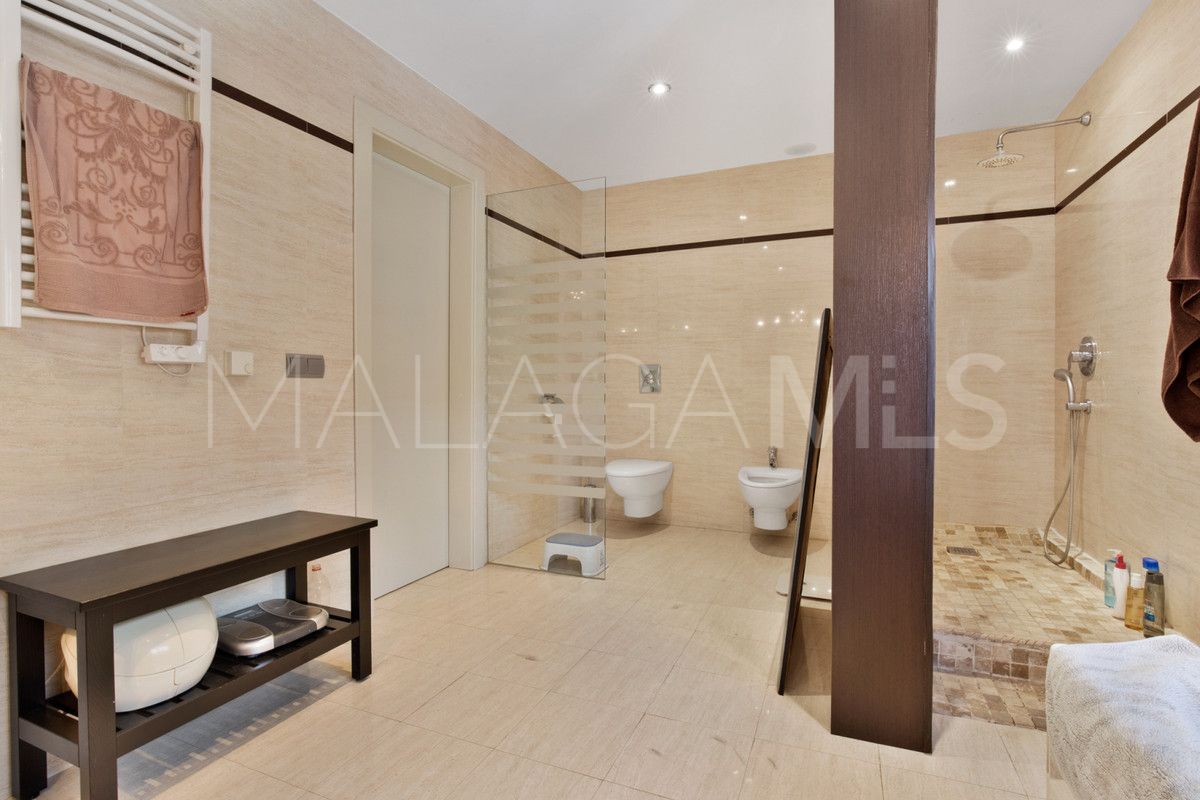 6 bedrooms villa in Benalmadena for sale