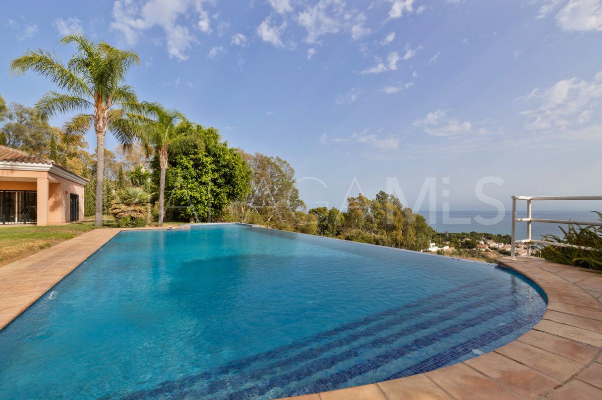 6 bedrooms villa in Benalmadena for sale