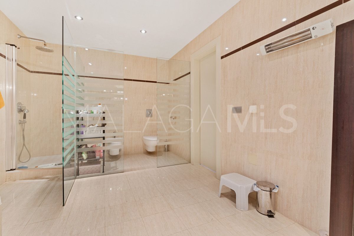 6 bedrooms villa in Benalmadena for sale