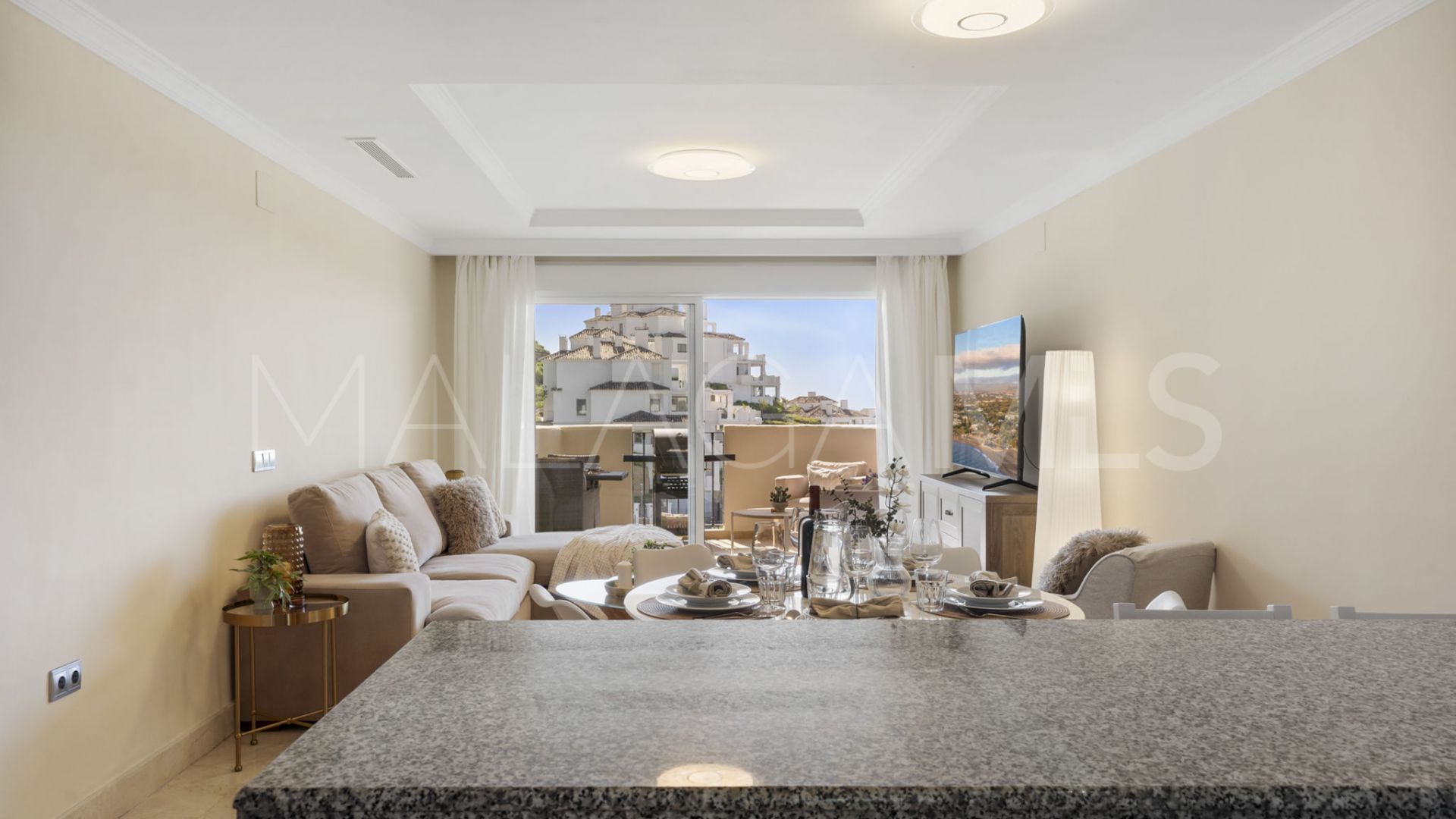 Lägenhet for sale in Nueva Andalucia