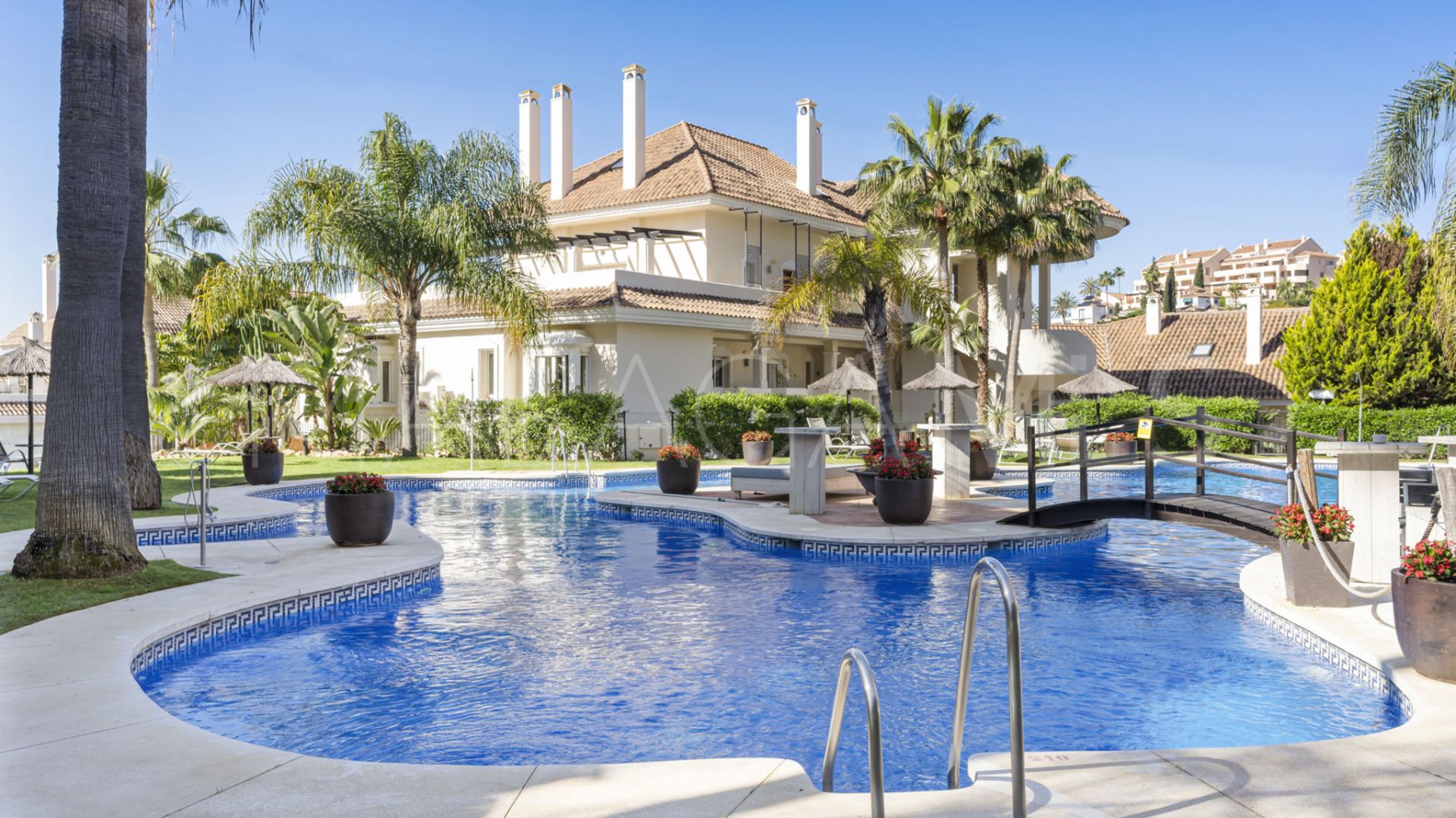 Lägenhet for sale in Nueva Andalucia