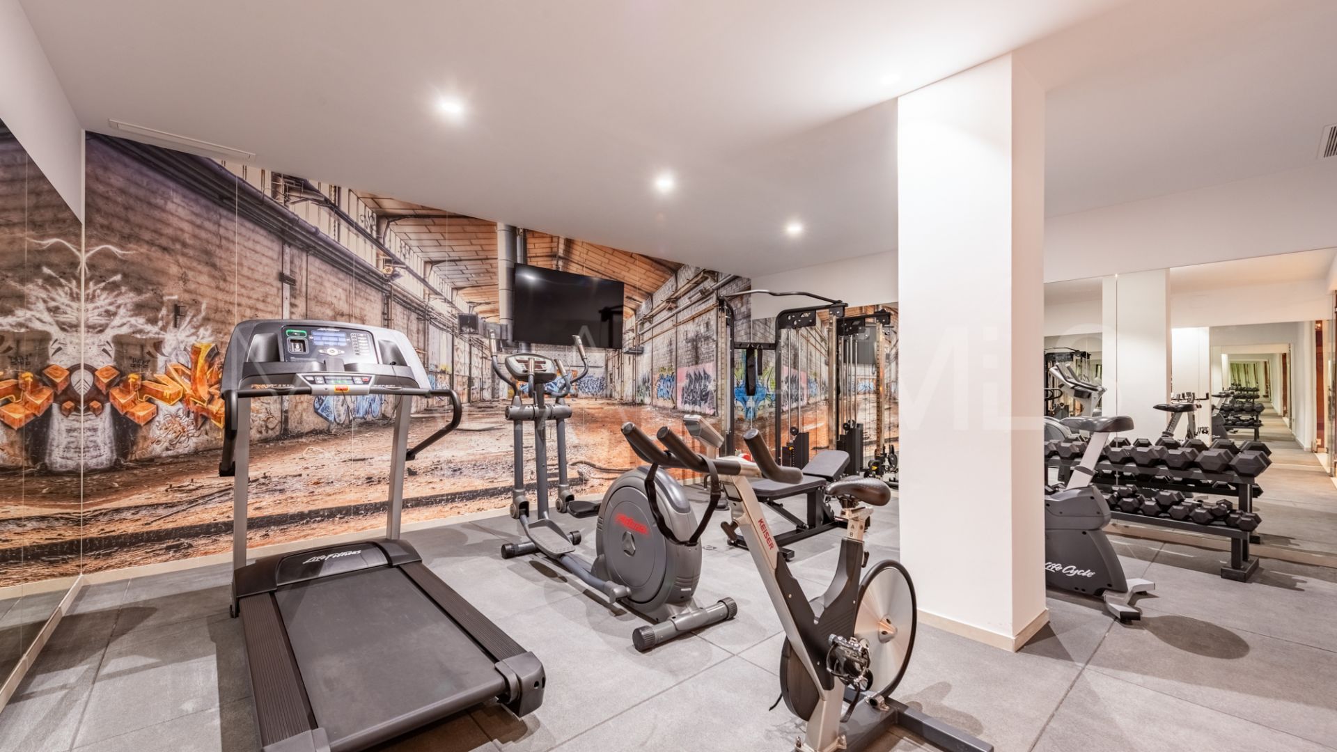 Villa for sale in Calanova Golf