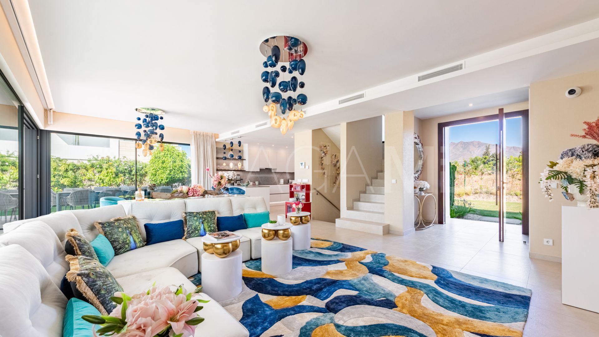 Villa for sale in Calanova Golf