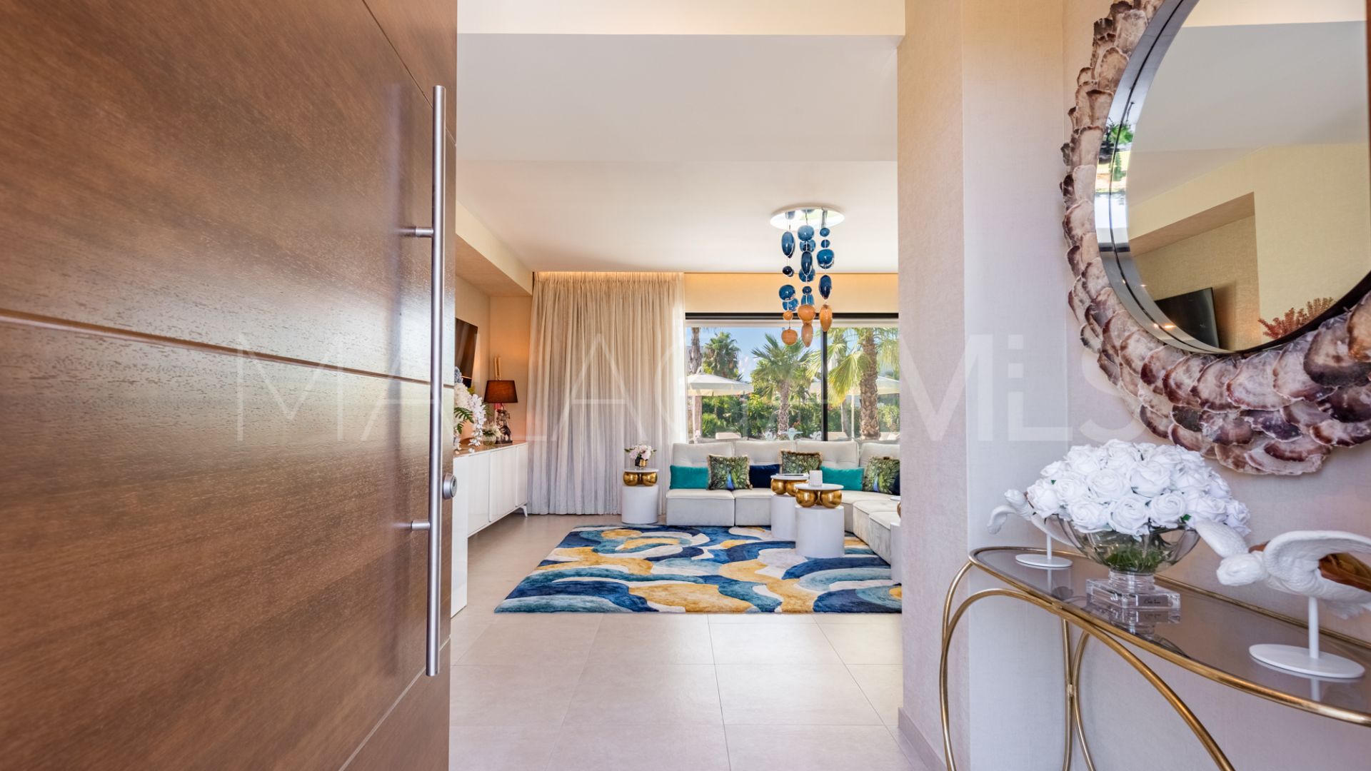 Villa for sale in Calanova Golf