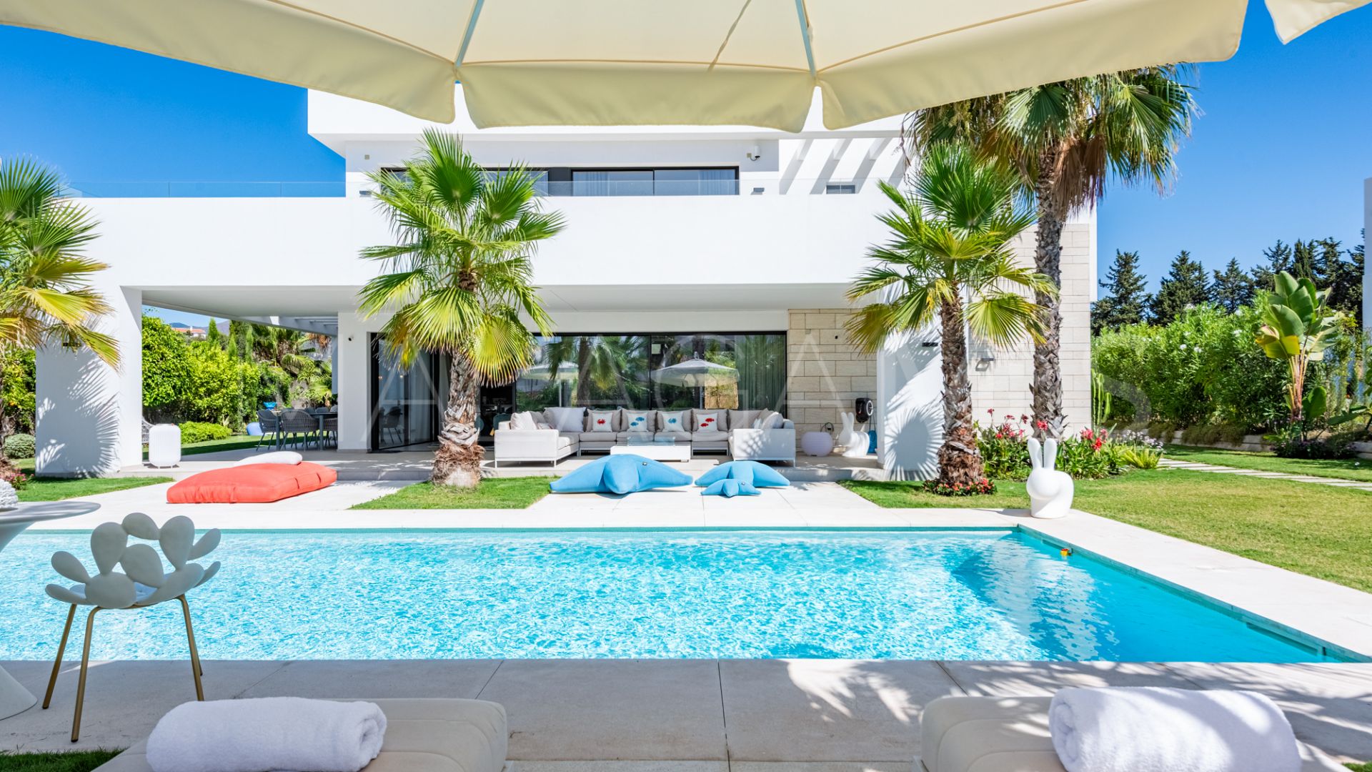 Villa for sale in Calanova Golf